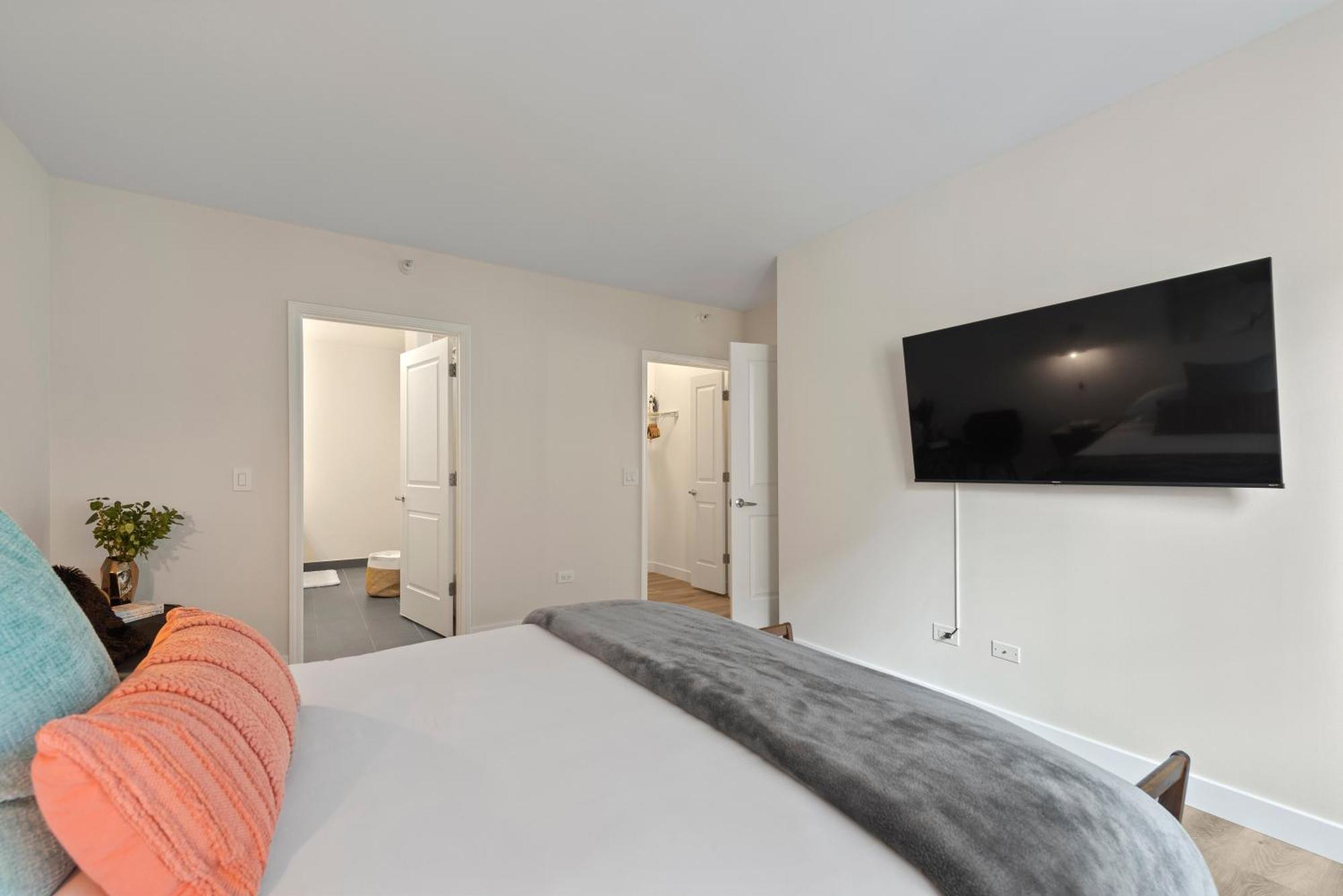 The Bernardin Gold Coast Luxury Apartments Near Magnificent Mile 芝加哥 外观 照片